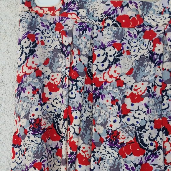 BCBGeneration Floral Red & Purple Mini Skirt - Picture 3 of 7